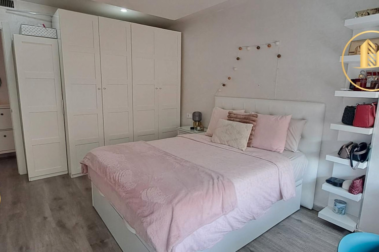 Carrer de la Mare de Du00E9u del Carme, Ca n'Anglada