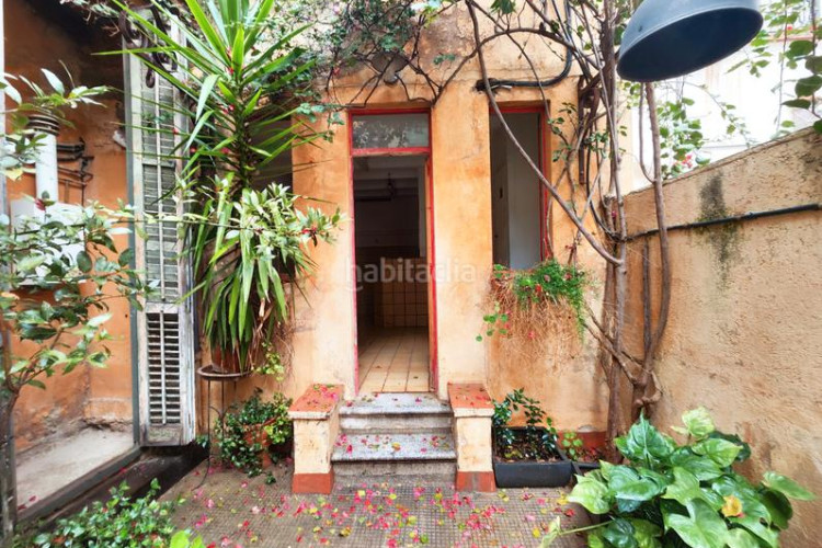 Casa cèntrica en Ca n'Aurell Terrassa