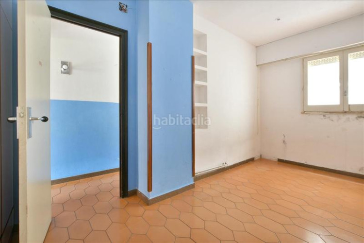 Dúplex piso en calle mare de deu del pilar en Cementiri Vell Terrassa