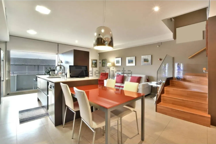 Chalet en calle de la Poetessa Caparà