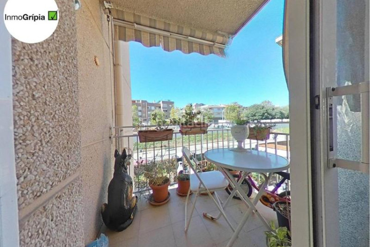 Piso  en venta en les arenescan montllorla grípia08227 en Terrassa