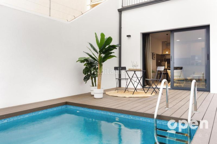 Casa adosada calle navas de tolosa en Segle XX Terrassa