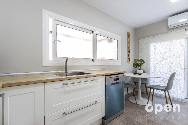 Marinel.lo Bosch, Cementiri Vell