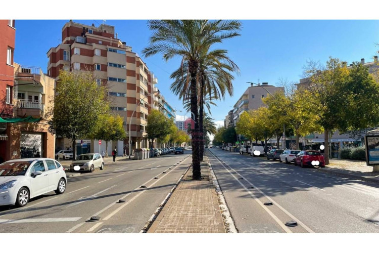 Poetesa Capara, Sant Pere Nord