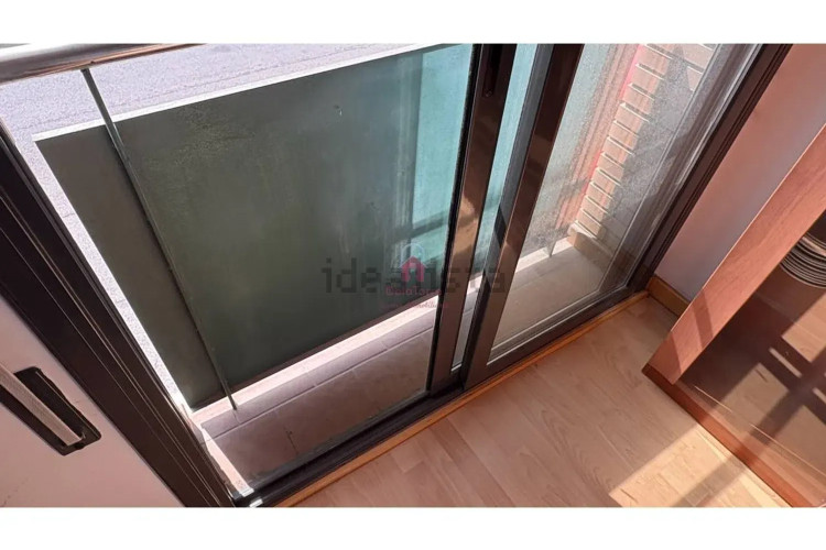 Piso en calle de la Poetessa Caparà