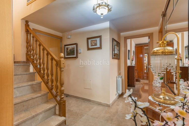 Ático  dúplex con terrazas y vistas panorámicas a un paso del centro , plaza de parking incluida en Terrassa