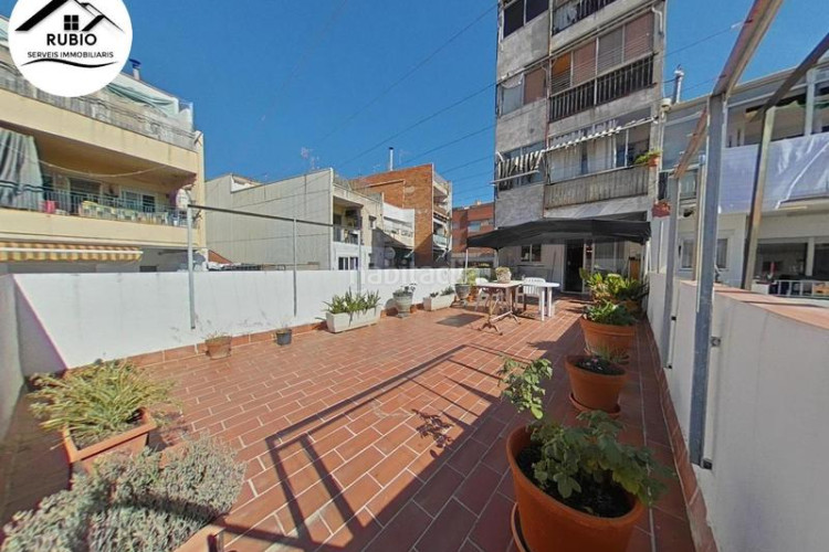 Piso finca local en el corazón de ca naurell, ! en Terrassa