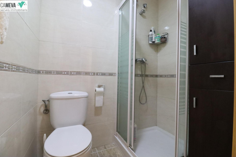 Vallparadu00EDs - Antic Poble de Sant Pere