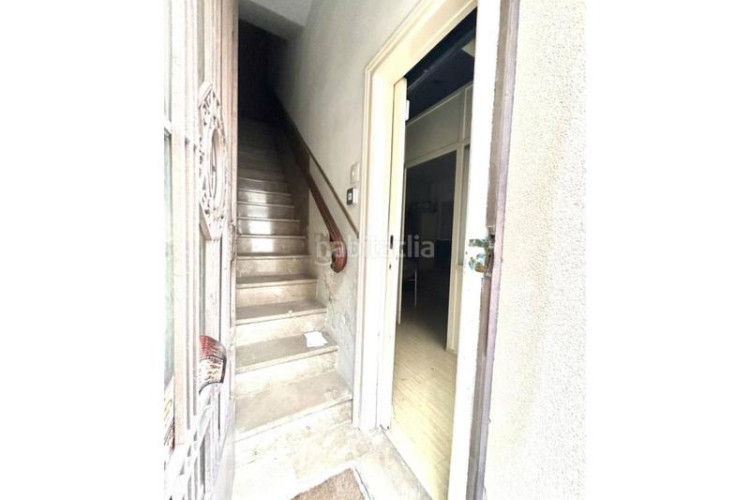 Casa  para dejar a su gusto en Ca n'Aurell Terrassa
