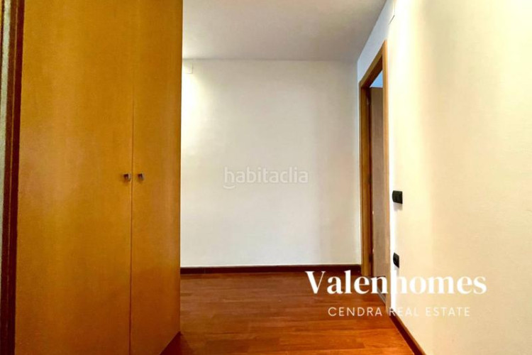 Piso precioso y amplio piso en calle topete. en Barri del Centre Terrassa