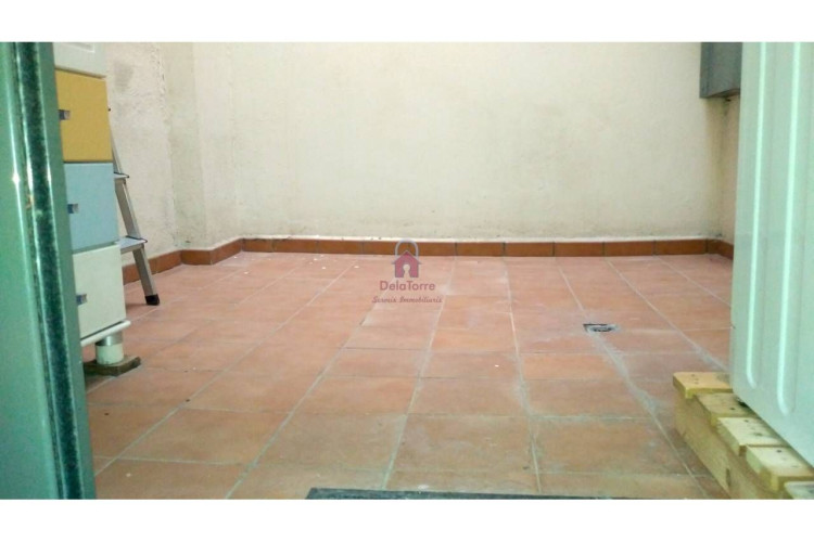 Poetesa Capara, Sant Pere Nord