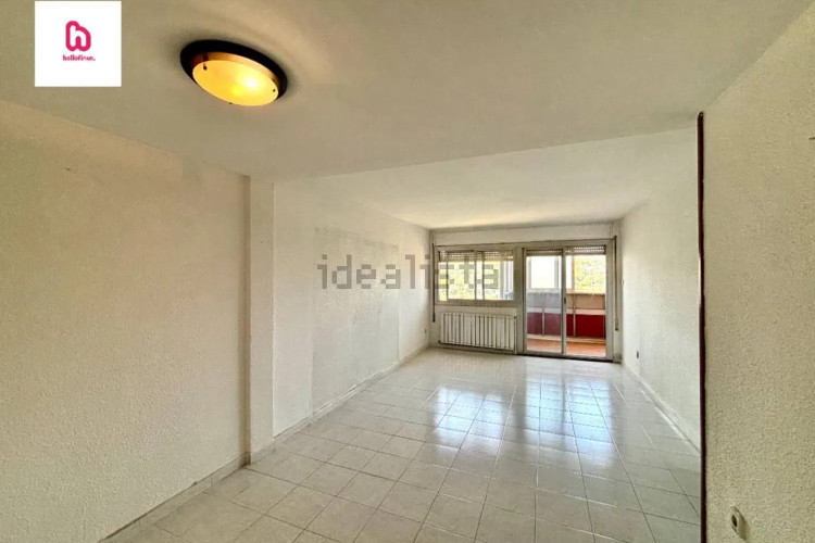 Piso en calle de Montblanc