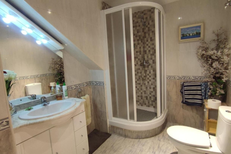 De Madrid, Torre-Sana