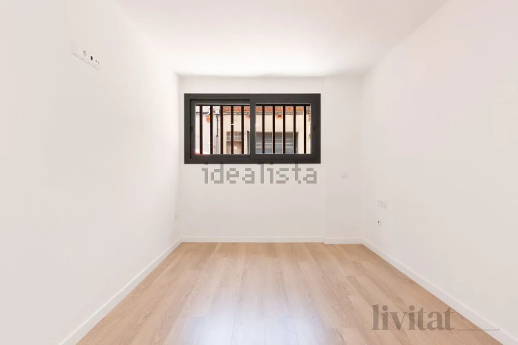 Piso en calle Transversal, 181