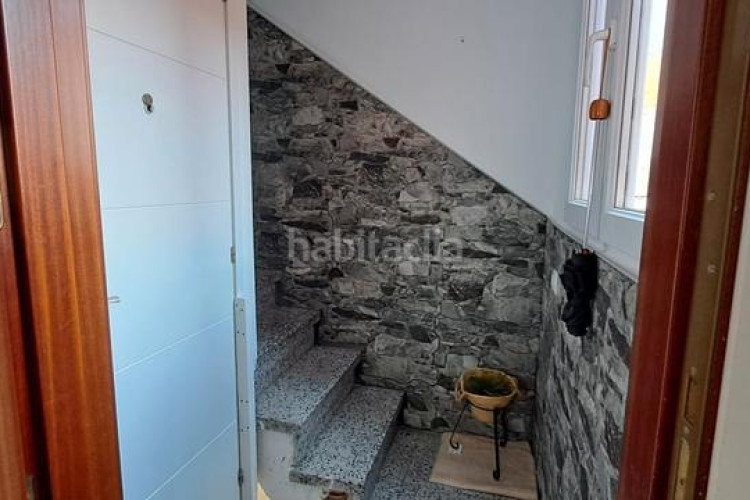 Piso zona de Ca n'Anglada. ático de 2habs + 1 lav. + 2 terrazas en Terrassa