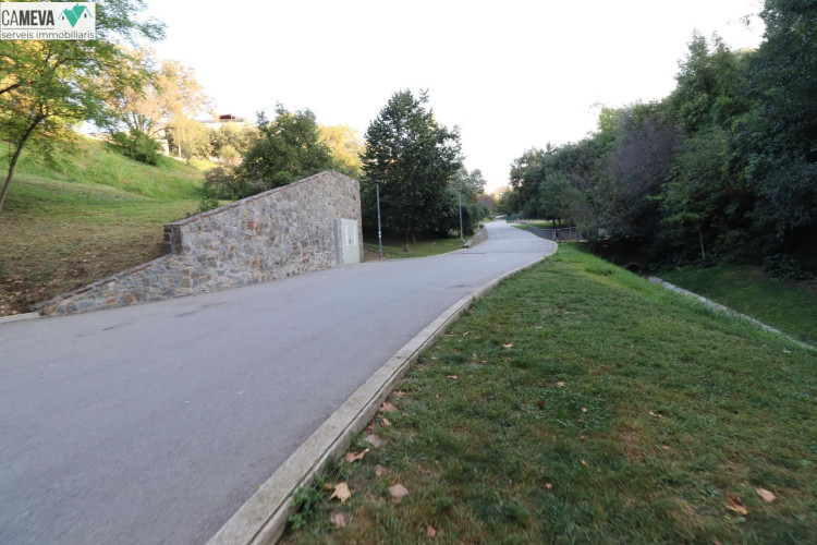 Vallparadu00EDs - Antic Poble de Sant Pere