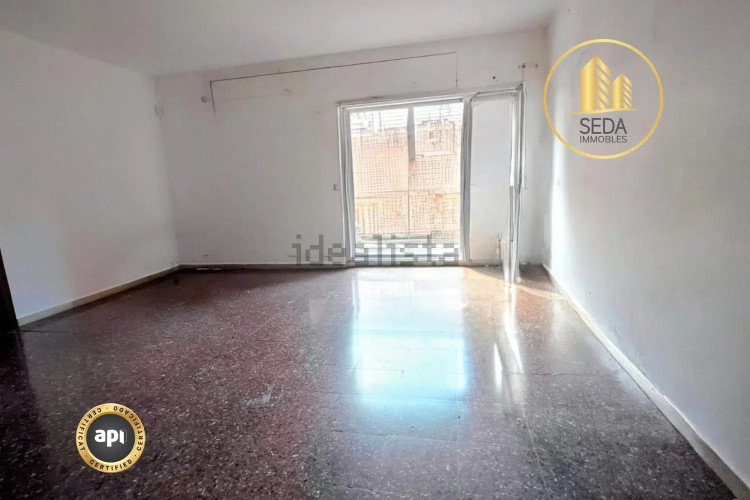 Piso en calle d'Amèrica