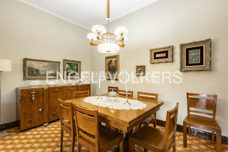 Apartamento vive en el corazón con historia, estilo y todo el confort actual en Terrassa