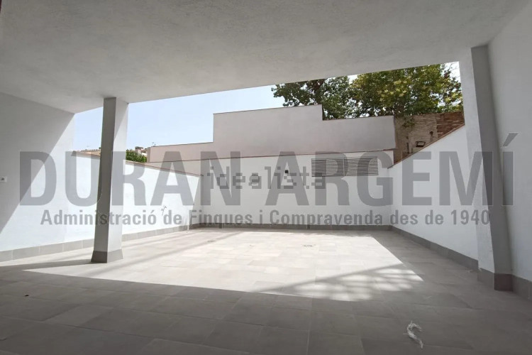 Piso en calle Transversal, 181