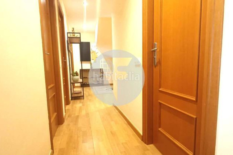 Dúplex  de ensueño en el centro con gran terraza y balcón, 2 plazas de parking y detalles premium en Terrassa