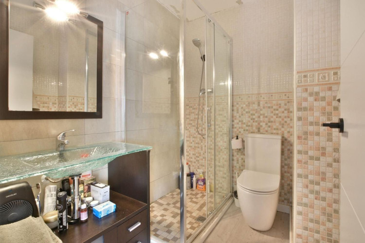 Calle de Sevilla, Egara