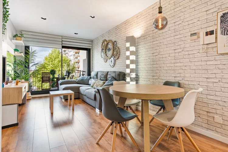 Piso en rambla de Sant Nebridi