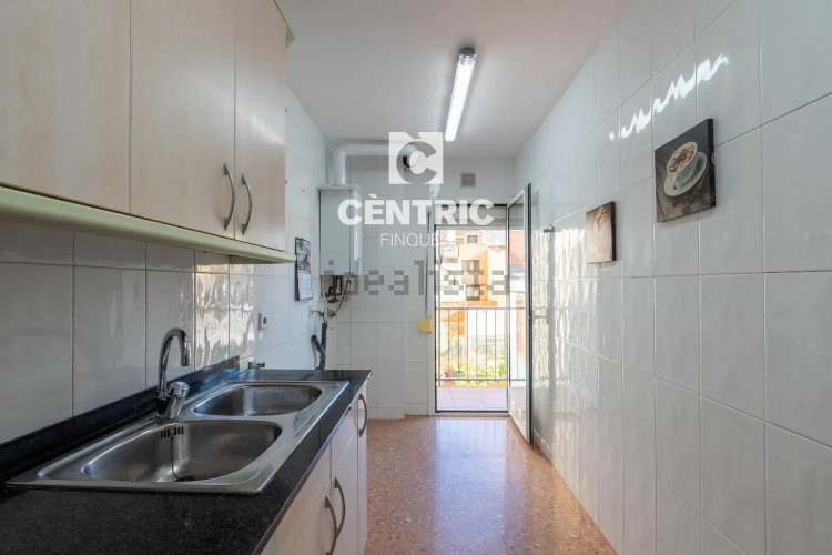 Piso en avenida ďÀngel Sallent