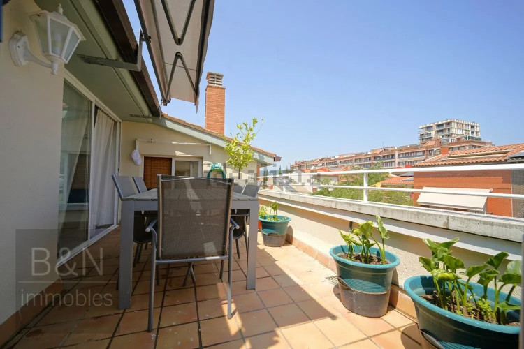 Dúplex en Barrio Zona Esportiva