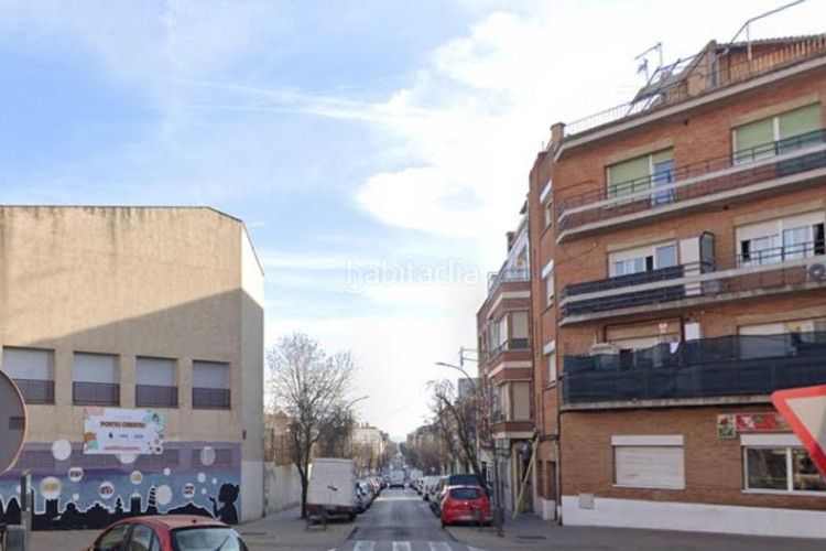 Piso  en calle san cosme en Cementiri Vell Terrassa