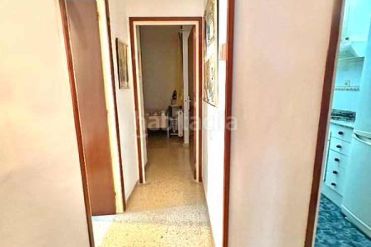 Piso  con 4 dormitorios y balcón en Sant Pere Nord Terrassa