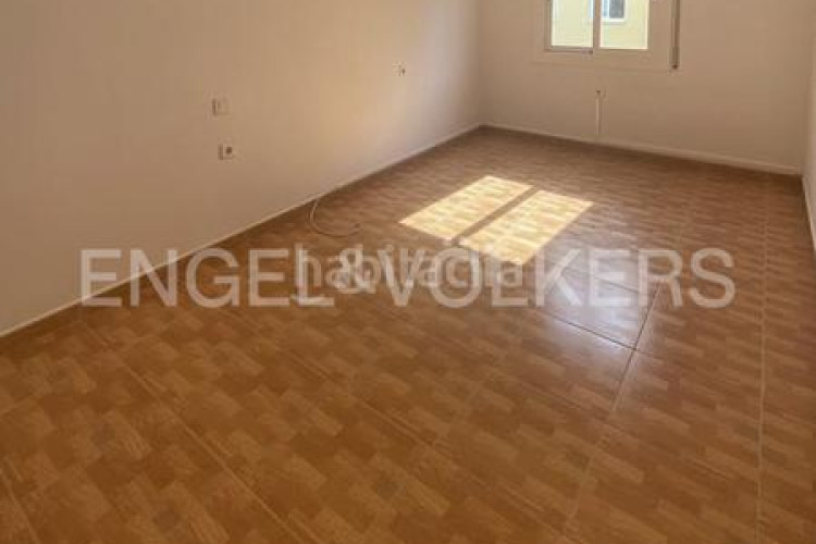Apartamento oportunidad solo inversores, excelente rentabilidad, piso alquilado en Terrassa