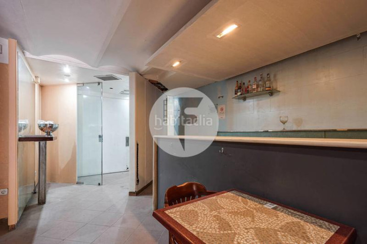 Dúplex joya modernista en el corazón en Barri del Centre Terrassa
