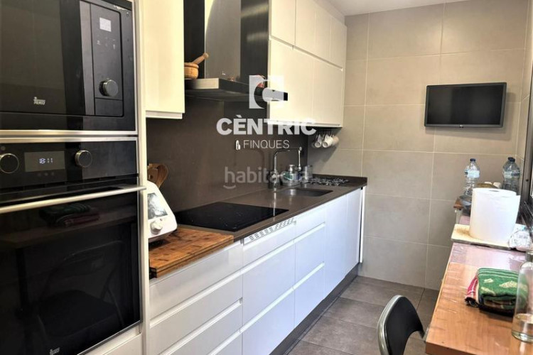 Piso planta baja de 3 habitaciones en Zona Esportiva Terrassa