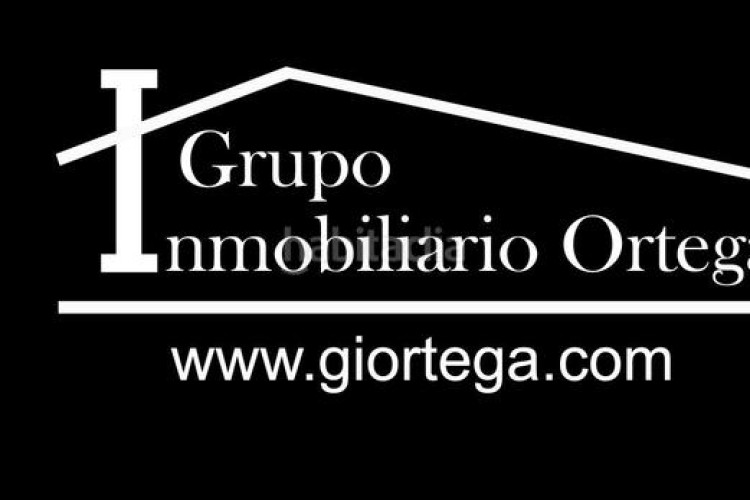 Piso acogedor piso de 1 dormitorio en venta, con cocina americana, terraza acristalada y parking. ideal para disfrutar de comodidad y e en Terrassa
