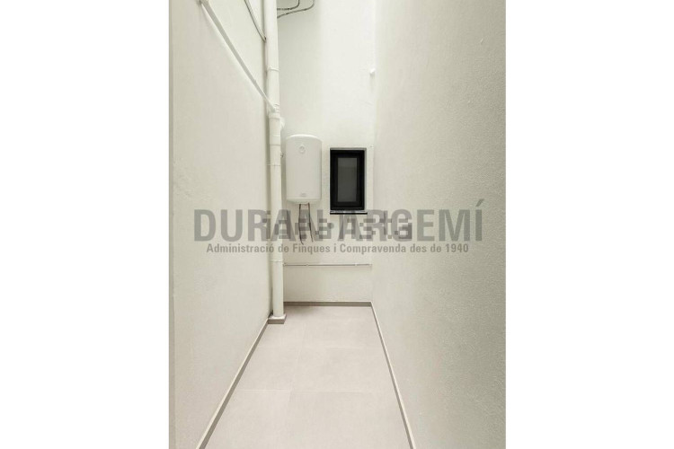 Piso en calle de la Creu Gran, 35
