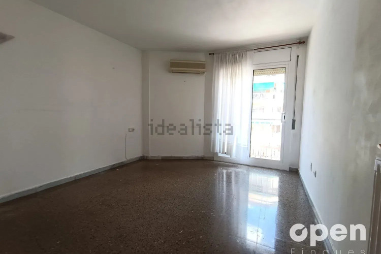Piso en avenida de Josep Tarradellas