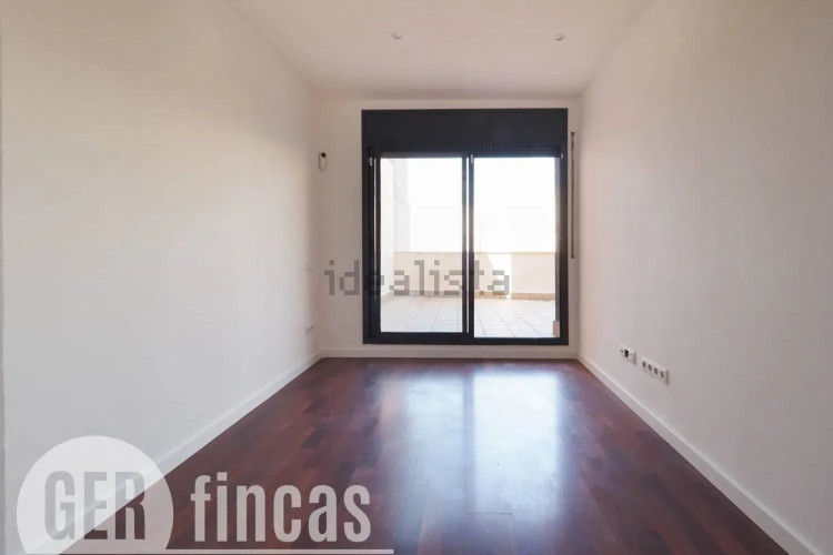 Piso en calle de Menéndez y Pelayo