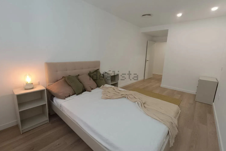 Piso en calle Transversal, 181