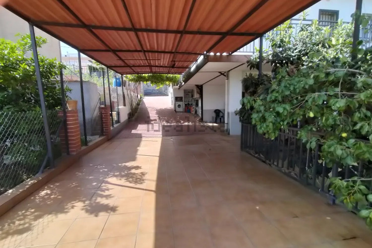 Casa independiente en Barrio Can Parellada