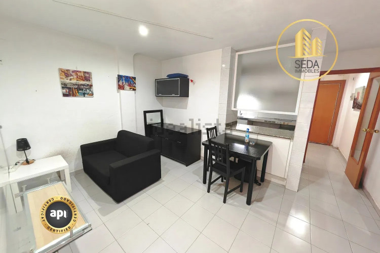 Estudio en calle de Marinel·lo Bosch