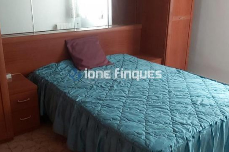 Piso ione finques ofrece en Can Parellada Terrassa