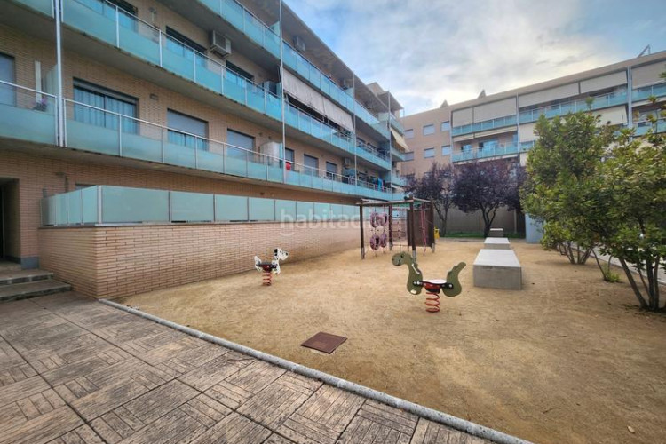 Piso terraza a pie de comedor en Les Arenes - La Grípia - Can Montllor Terrassa