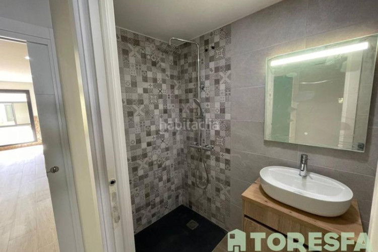 Piso  en venta en ca naurell08224 en Ca n'Aurell Terrassa