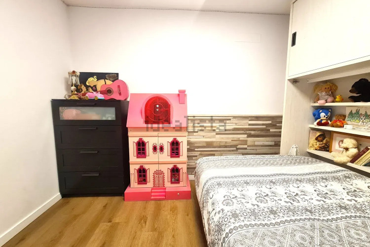 Chalet adosado en Barrio Roc Blanc