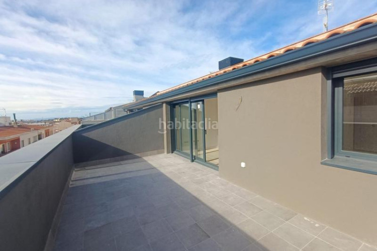 Dúplex en transversal 181 obra nova acabada dalta qualitat i eficiència a en Terrassa