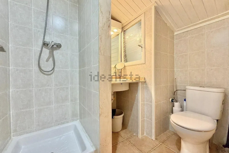 Casa independiente en Barrio Centre