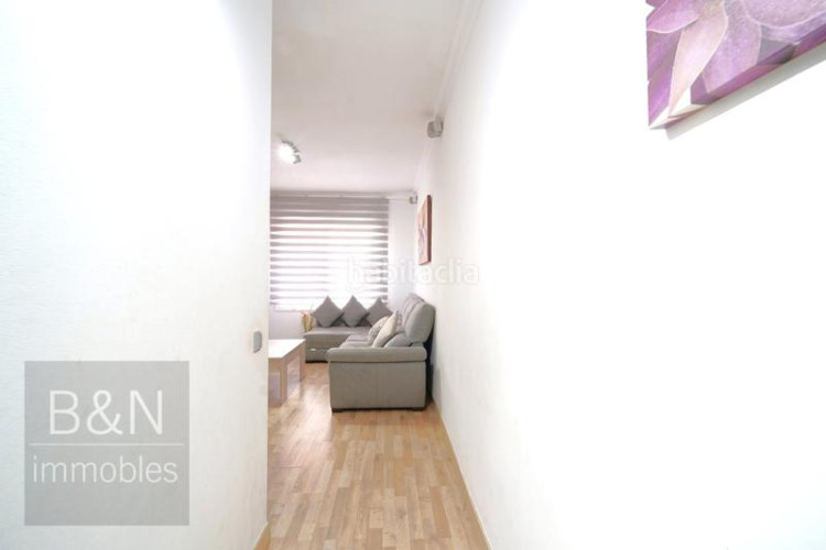 Piso en el centro con terraza de 20m y a un paso del parc vallparadís en Terrassa