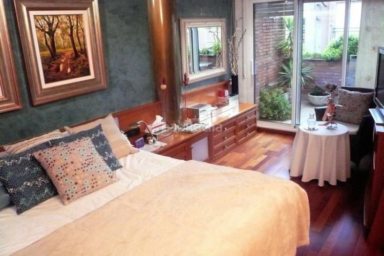 Casa gran casa cantonera en Ca n'Aurell Terrassa