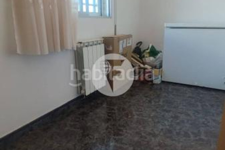 Casa encantadora casa independiente en Can Parellada, perfecta para dos familias en Terrassa