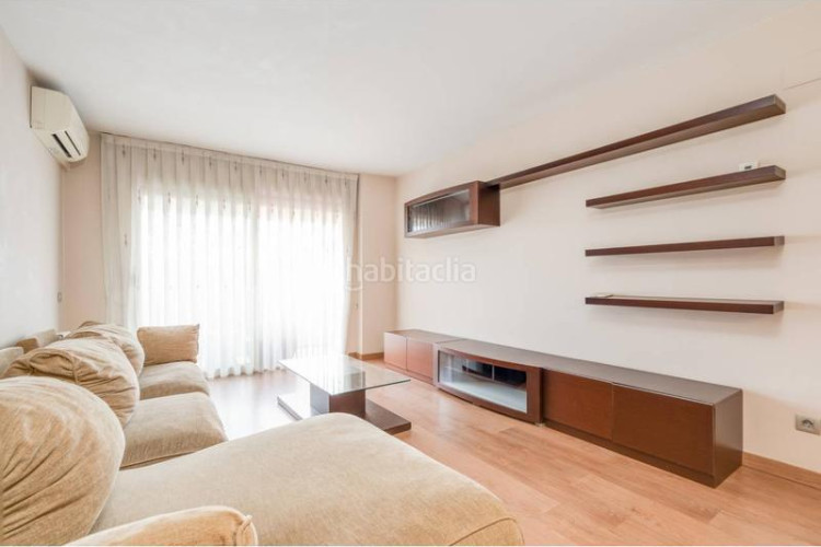 Piso Cementiri Vell, unico en la zona en Cementiri Vell Terrassa